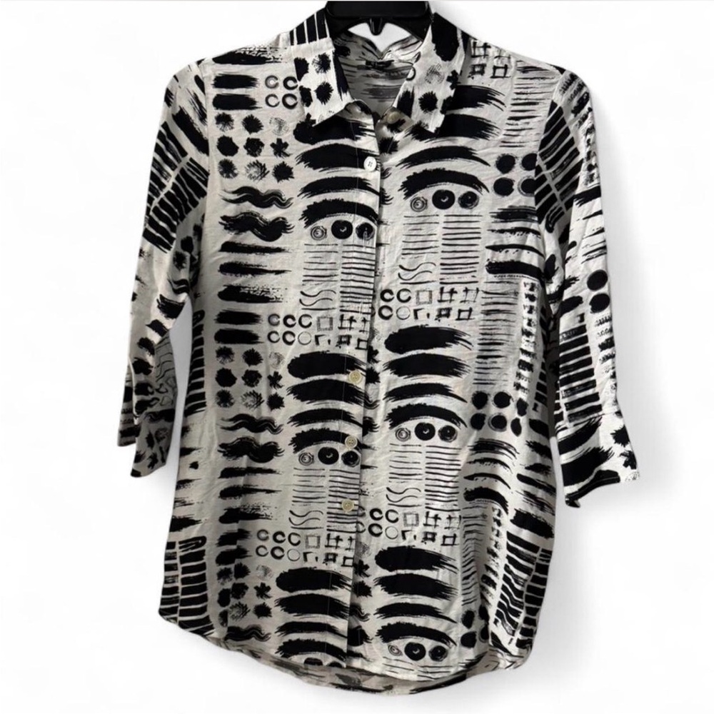 Shana Women’s Wearable Art Blouse Size Small Artsy Print Button Front Tunic Top